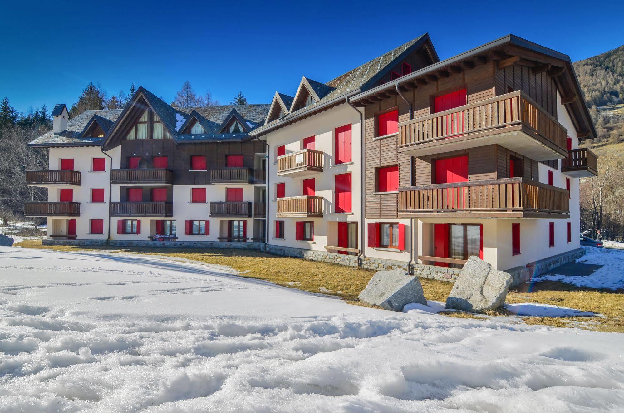 Ponte Di Legno Halldis Apartments Exterior photo